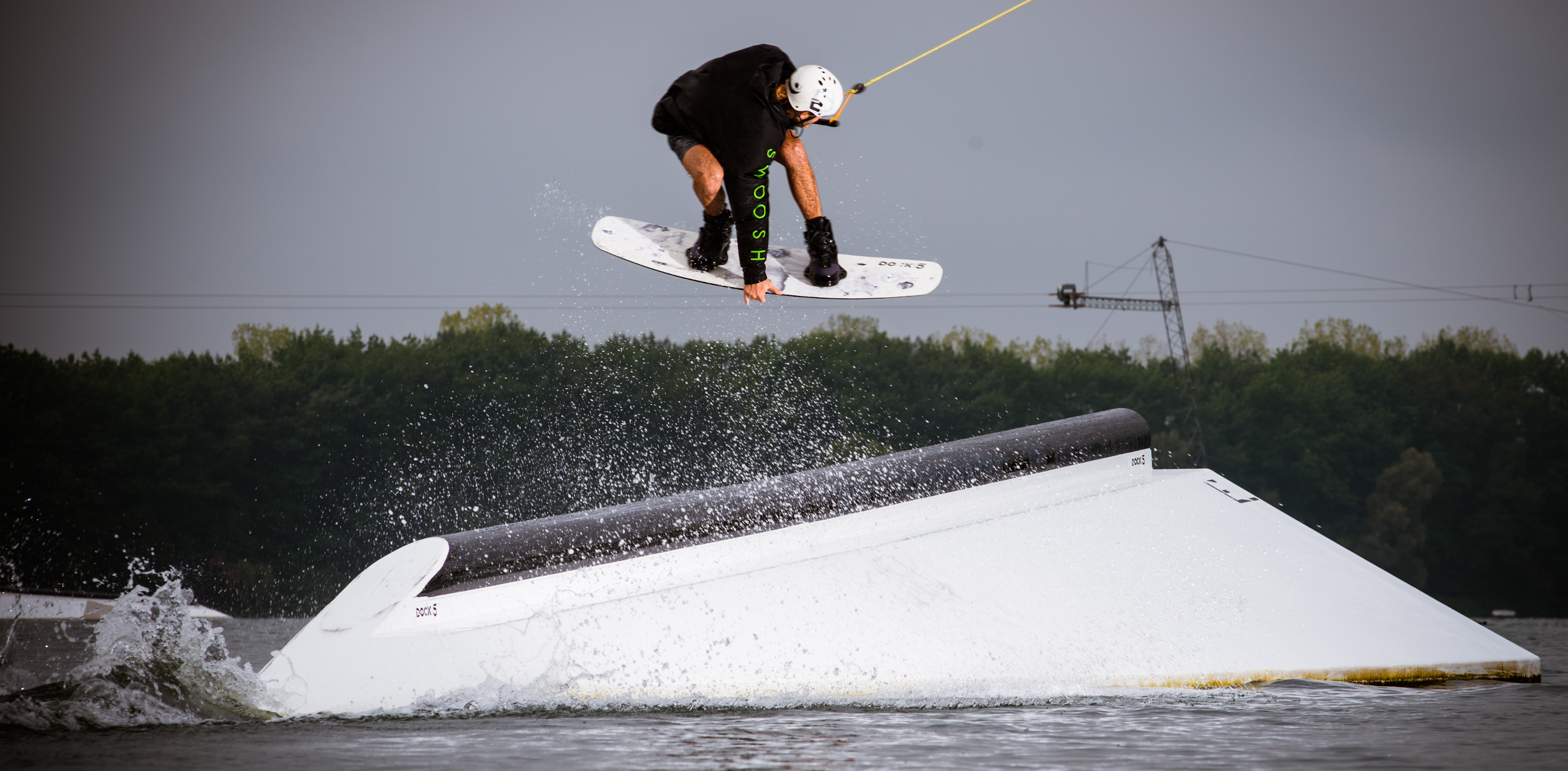 _ME821103500px80q72dpi©TimHendrics_com